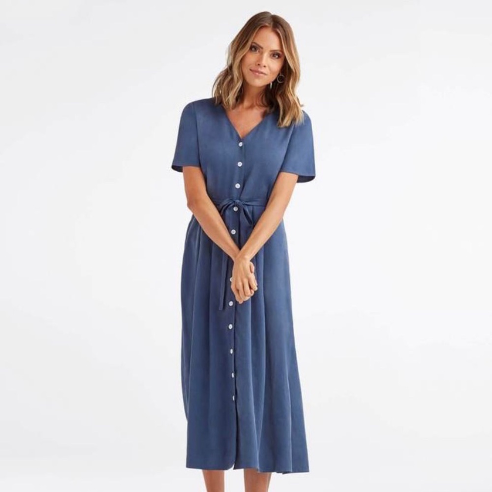Vetta Capsule - The Button-Up Midi Dress